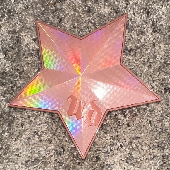 Urban Decay Other - Urban Decay Star-Shaped Neutral Eyeshadow Palette